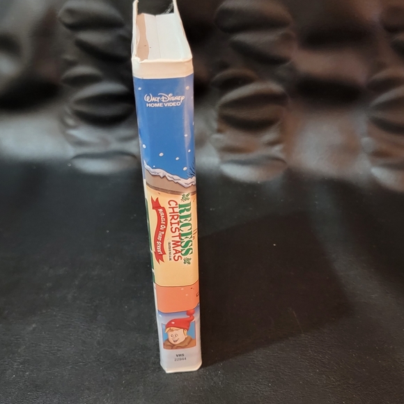 Disney Recess Christmas VHS - Picture 4 of 4